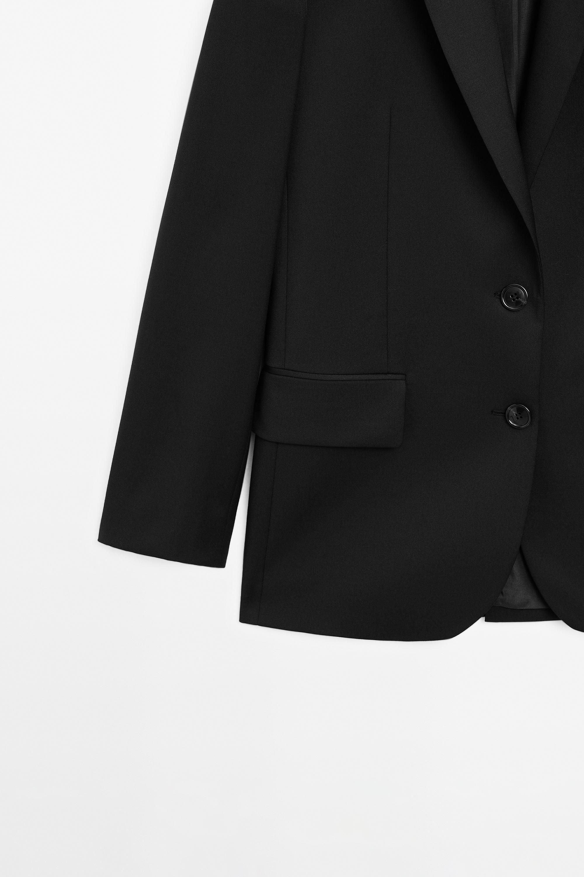 100% extra fine wool two-button blazer